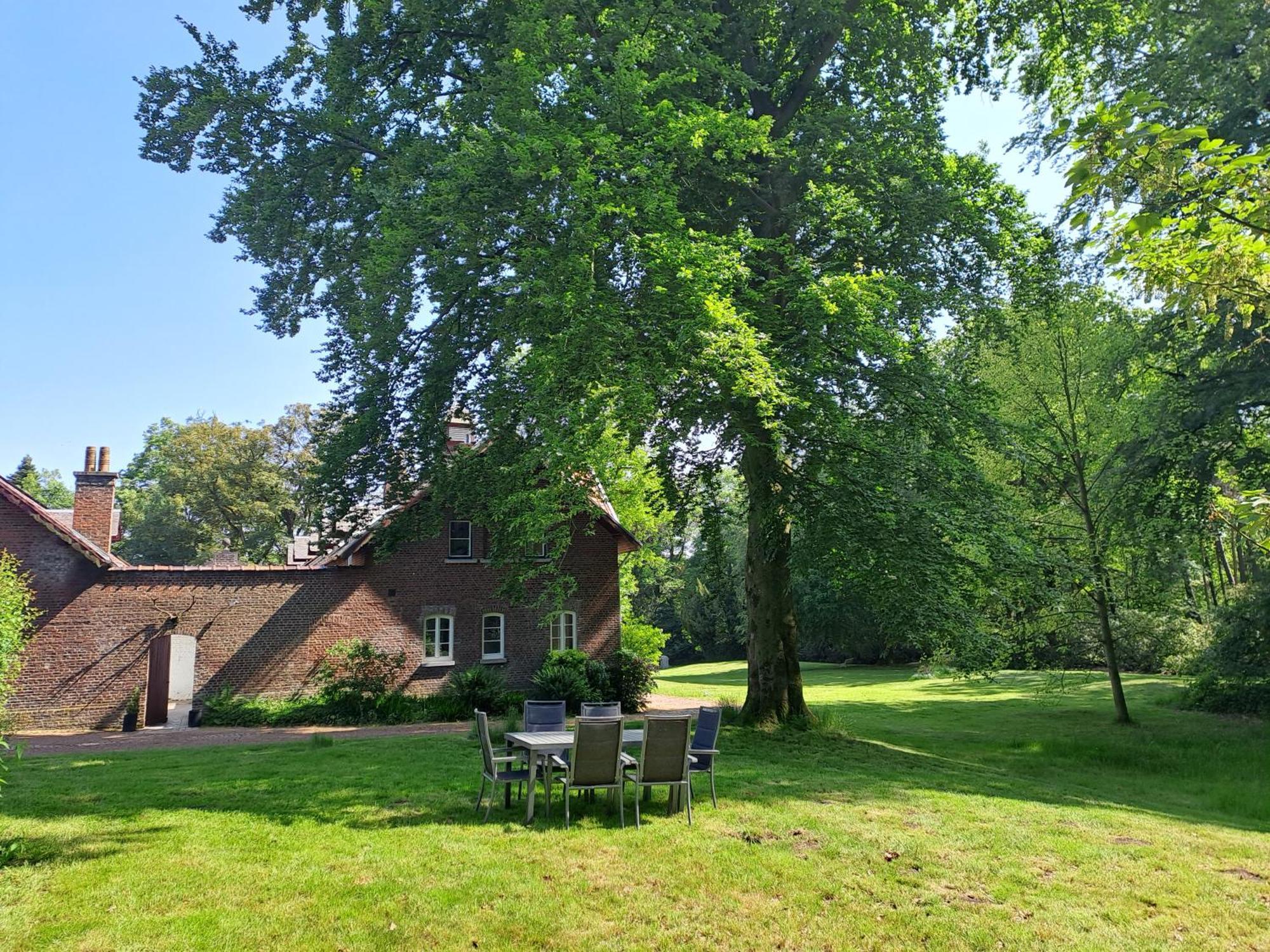 Gite Incontournable Avec Sauna Et Piscine Dans Un Petit Paradis Du Barbant Wallon Villers-la-Ville Kültér fotó