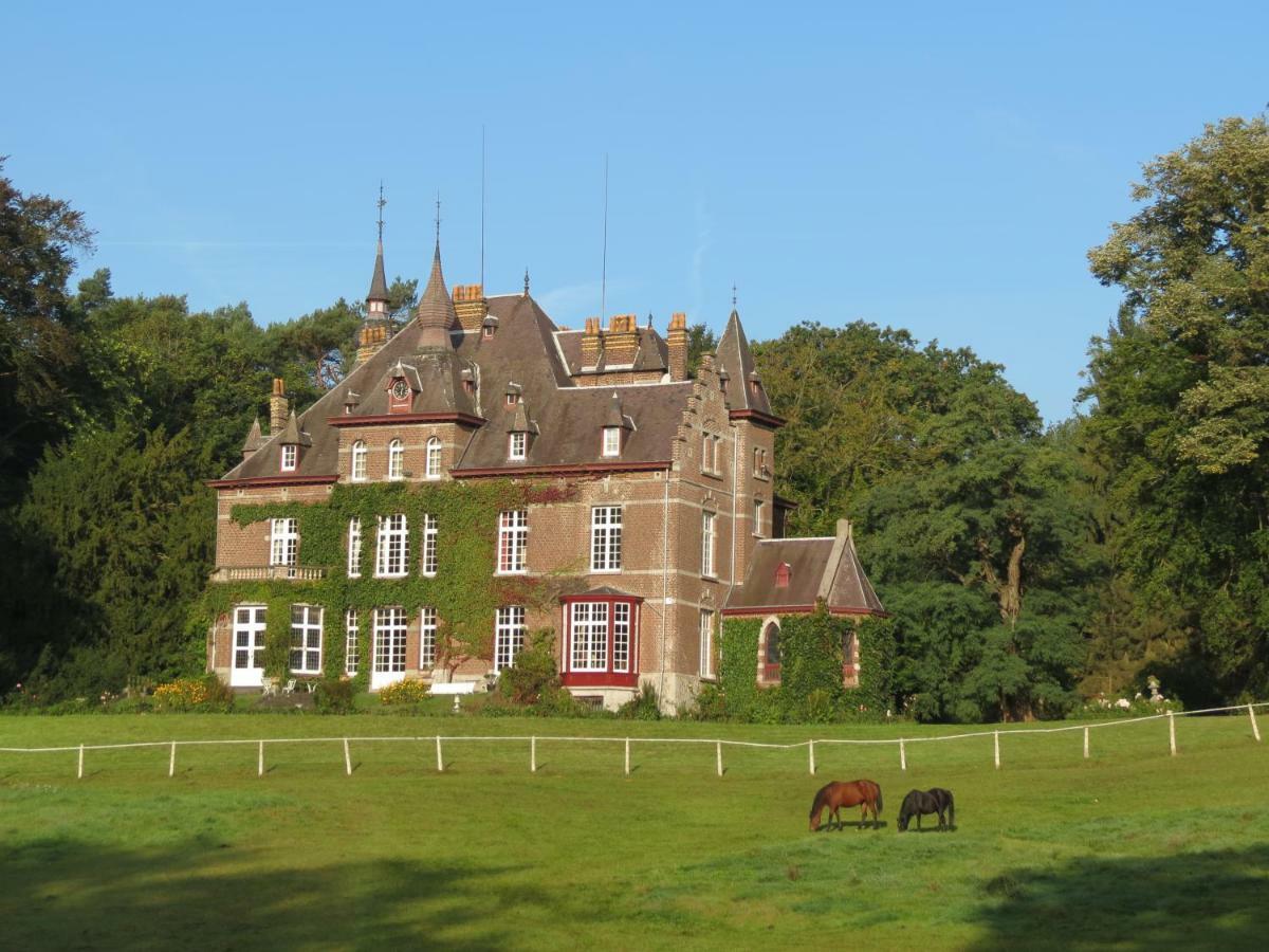 Gite Incontournable Avec Sauna Et Piscine Dans Un Petit Paradis Du Barbant Wallon Villers-la-Ville Kültér fotó
